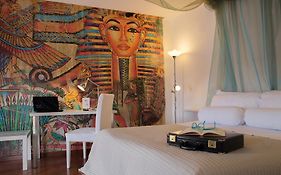 Garibaldi 18 - Rooms And Suite